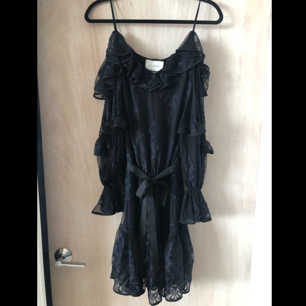 NWT Alexis Ruffle and Lace Black/Navy Magna Dress, Perfect Holiday Dress